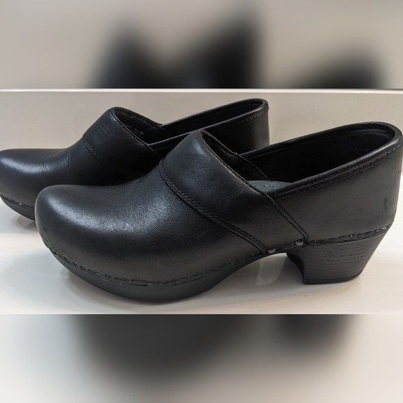 Women's Dansko Clogs - Picture 3 of 10